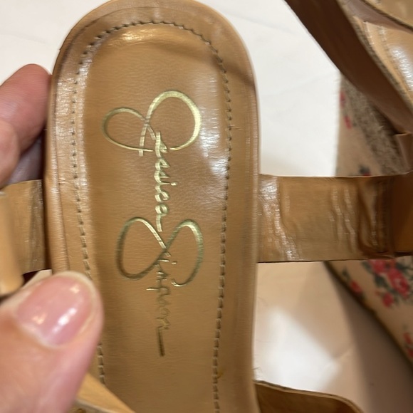 Jessica Simpson’s Floral Wedge Espadrille Tan criss cross sandals size 7 - Picture 2 of 7